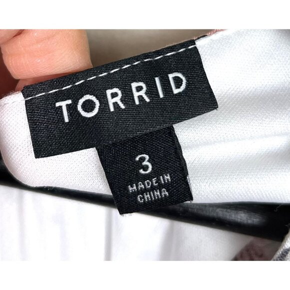 Floral Maxi Dress - Picture 4 of 10